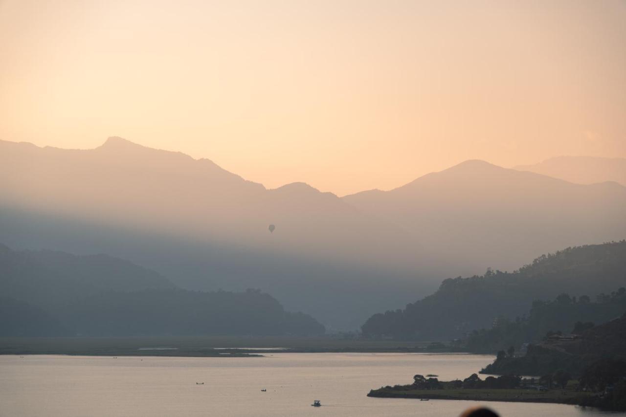 Hotel Pushkar Pokhara Bagian luar foto